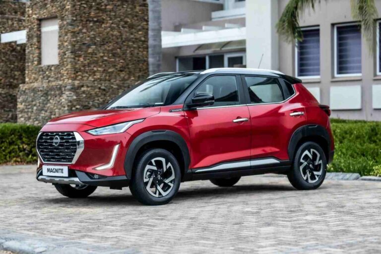 Nissan Magnite XV Review 2023 - Price, Mileage, Features