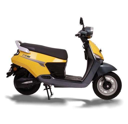 Indian Streets BGAUSS C12i EX E-scooter Unleashed